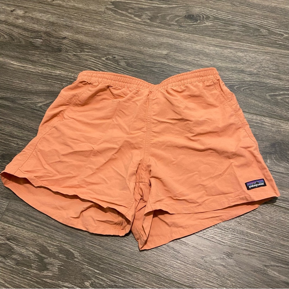 Patagonia orange recycled nylon athletic hiking or swim shorts size M